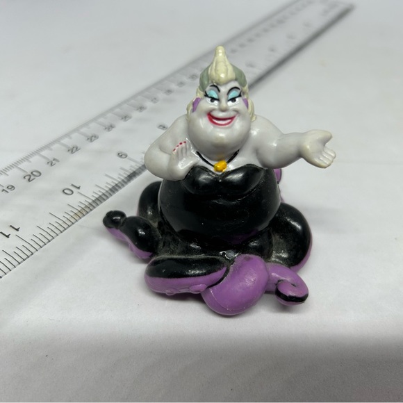 Disney Ursula Sea Witch Little‎ Mermaid Figure - Picture 5 of 10